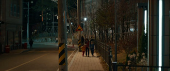 The Noisy Mansion (2025) download