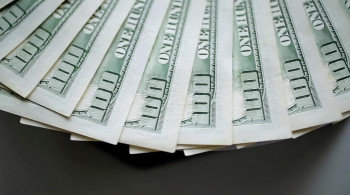 The Pizza Joint (2021) download