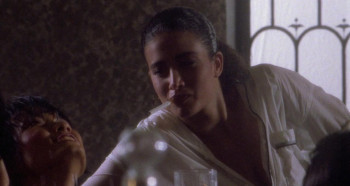 Too Beautiful to Die (1988) download