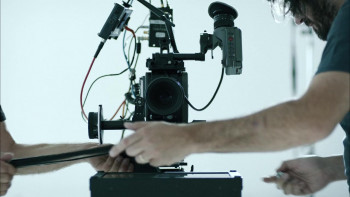 Touch Me Not (2018) download