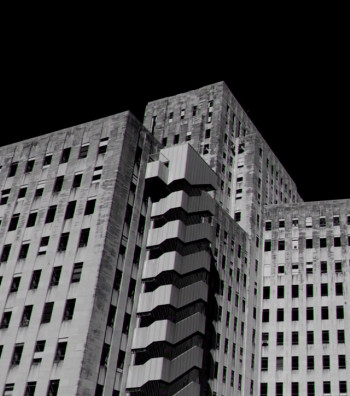 Visitors (2013) download