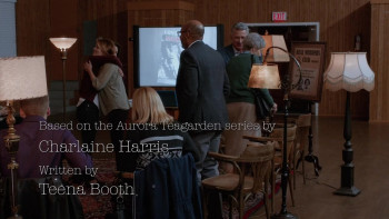 A Bone to Pick: An Aurora Teagarden Mystery (2015) download