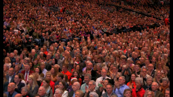 André Rieu's 2024 Christmas Concert: Gold and Silver (2024) download