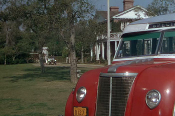 Best Foot Forward (1943) download