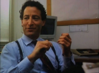 Blondes Have More Guns (1996) download