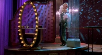 Death Becomes Her (1992) download