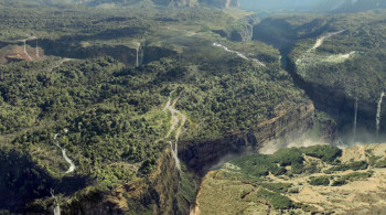 Dino King (2012) download