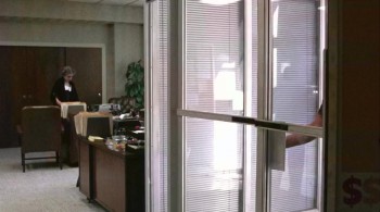 Dog Day Afternoon (1975) download