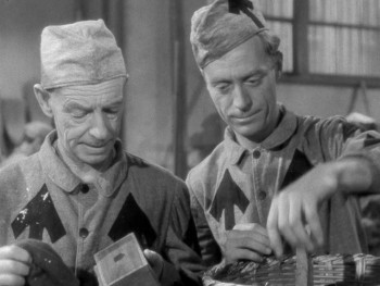 Dressed to Kill (1946) download