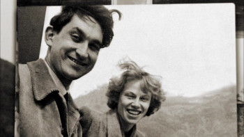 Enemies in Love (2013) download