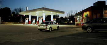 Family Man in America (2023) download