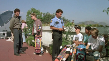 Gleaming the Cube (1989) download