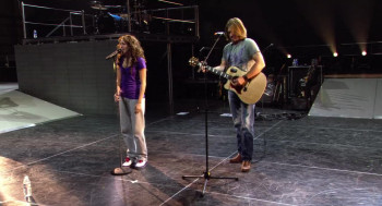 Hannah Montana and Miley Cyrus: Best of Both Worlds Concert (2008) download