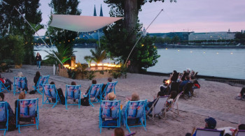 Hazel Brugger: Tropical (2020) download