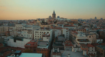 Her Sey Asktan (2016) download