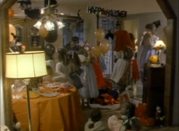 Hollow Gate (1988) download