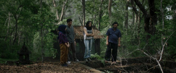 KKN di Desa Penari: Luwih Dowo, Luwih Medeni (2022) download