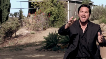 Merry Ex-Mas (2014) download