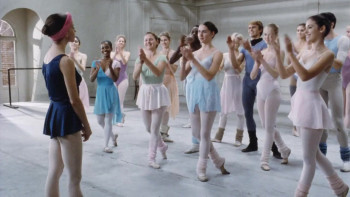 Mirrors (1985) download