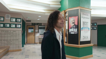 Music Box Listening to Kenny G (2021) download