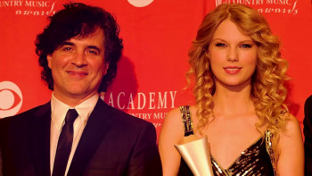 No Stopping Taylor (2023) download