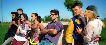 Pitchfork (2016) download