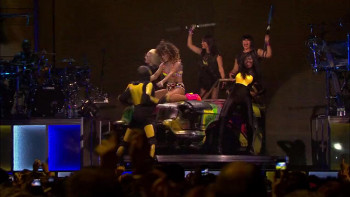 Rihanna: Loud Tour Live at the O2 (2012) download