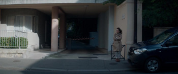 Robust (2021) download