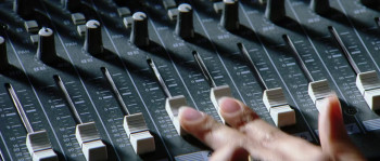 Salaam Namaste (2005) download