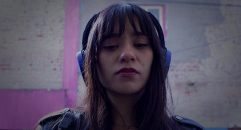 Sangre Joven (2024) download