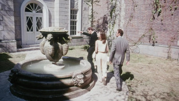 Serpent's Lair (1995) download