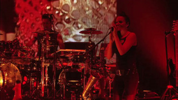 Shakira: Live from Paris (2011) download