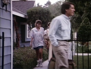 Strange Voices (1987) download