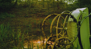 Swiperight (2020) download