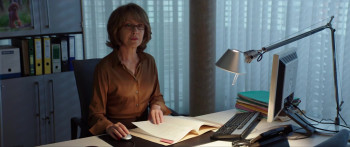 The Assistant (2015) download