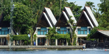 The Debut (2014) download