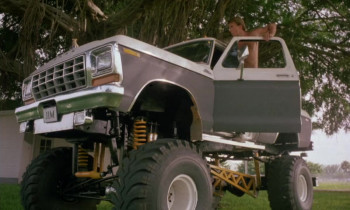 The Green Inferno (1988) download