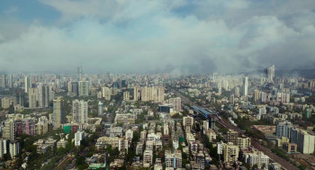 The Man Who Feels No Pain (2018) download