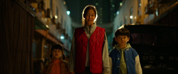 The Noisy Mansion (2025) download