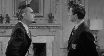 The Three Stooges Go Around the World in a Daze (1963) download