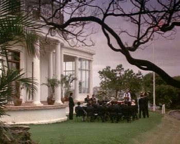 Trouble in Paradise (1989) download