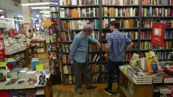 Turn Every Page: The Adventures of Robert Caro and Robert Gottlieb (2022) download