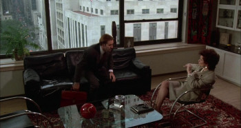 Vampire's Kiss (1988) download